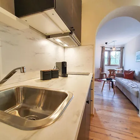 Alpenflair Mit Balkon - Inkl Parkplatz #3 Appartement *